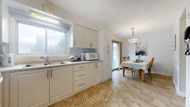 Additional image 19 of 46 Goldsboro Rd