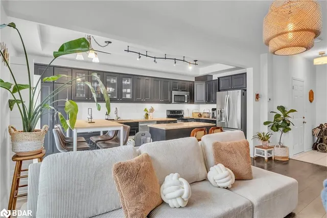 Additional image 32 of 80 Palacebeach Trail