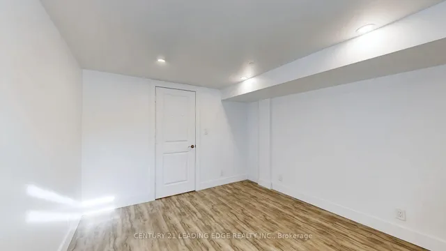 Additional image 10 of 70 Wexford Blvd