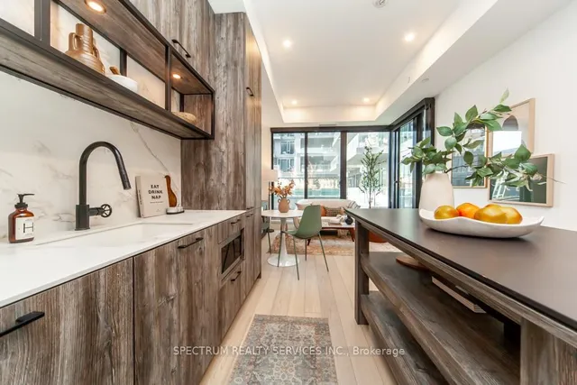 Additional image 24 of 505 Richmond St Unit 424