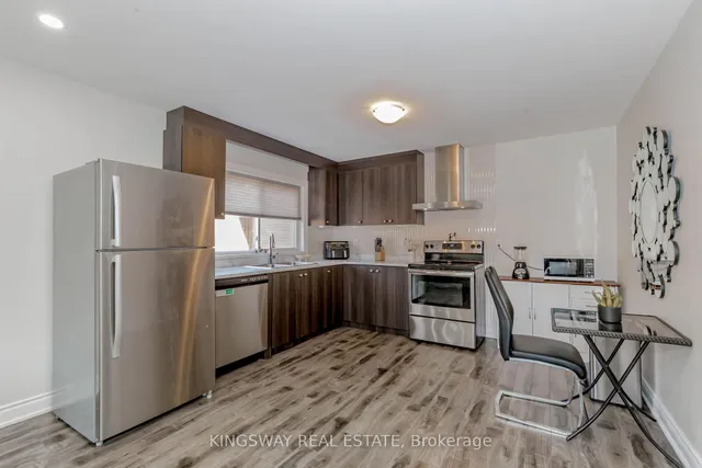 Additional image 37 of 1395 Tyneburn Cres