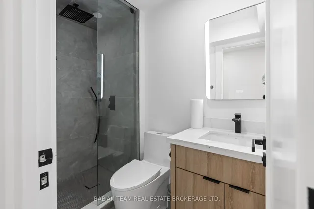 Additional image 37 of 37 Boustead Ave