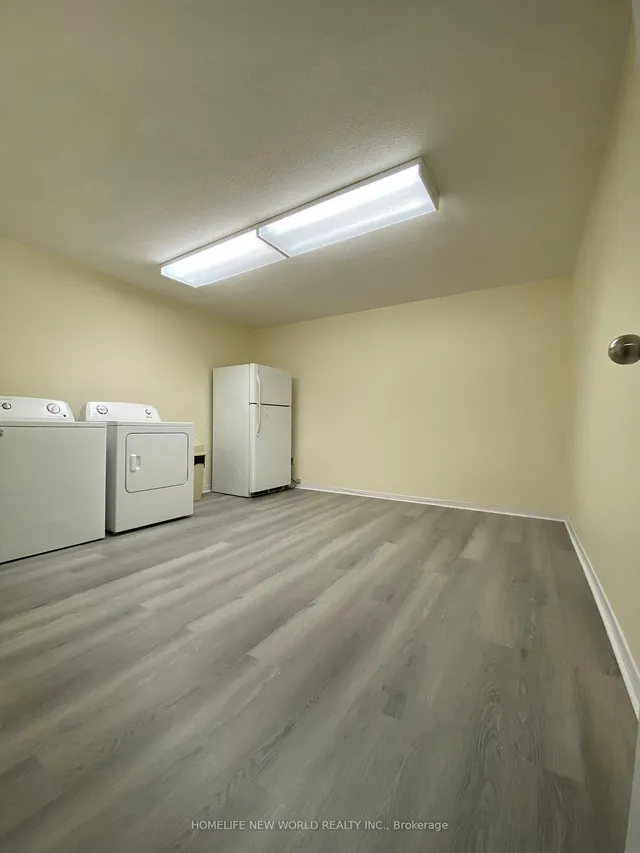 Additional image 14 of 290 Sheppard Ave