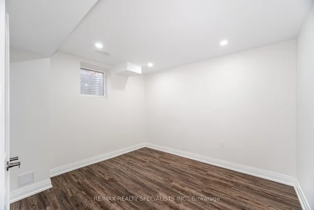 Additional image 40 of 4 Rainbrook Clse