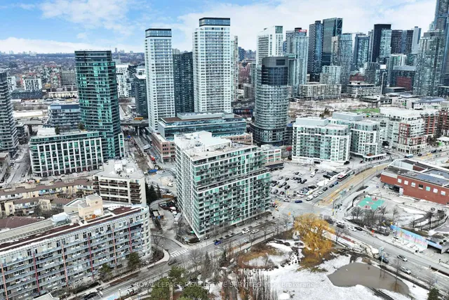 Additional image 27 of 650 Queens Quay Unit 216