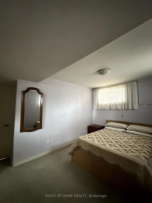 Additional image 31 of 28 Huntington Ave