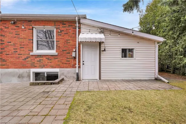 Additional image 36 of 563 Guelph St