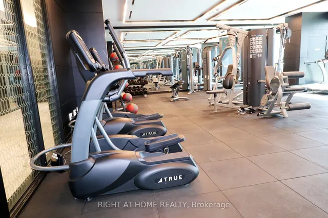 Additional image 33 of 31 Tippet Rd Unit 541