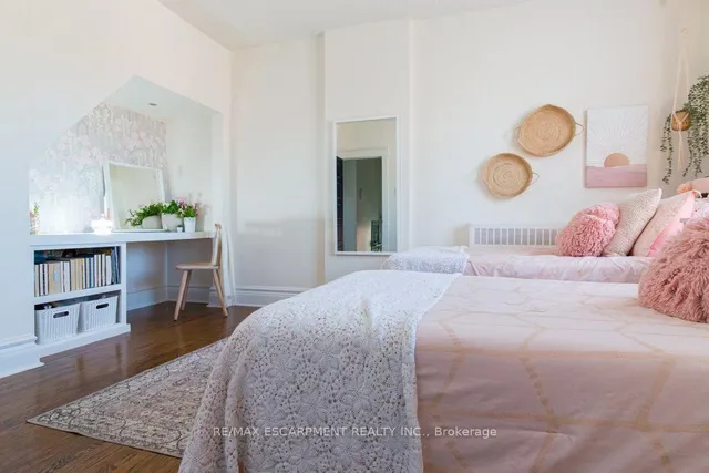 Additional image 23 of 21 Murray St