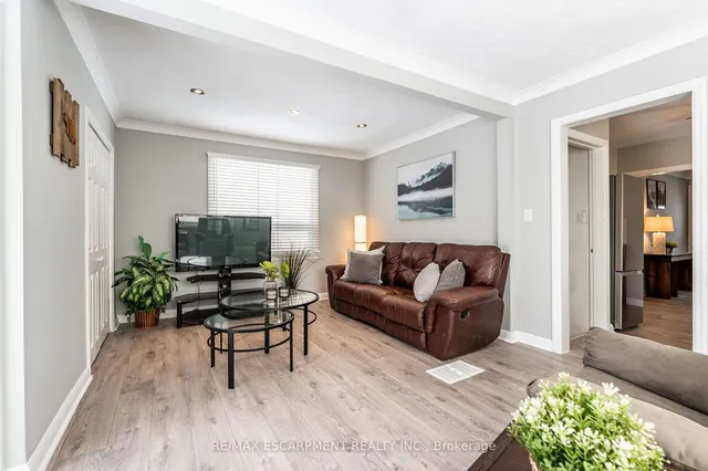 Additional image 20 of 276 BOWMAN St