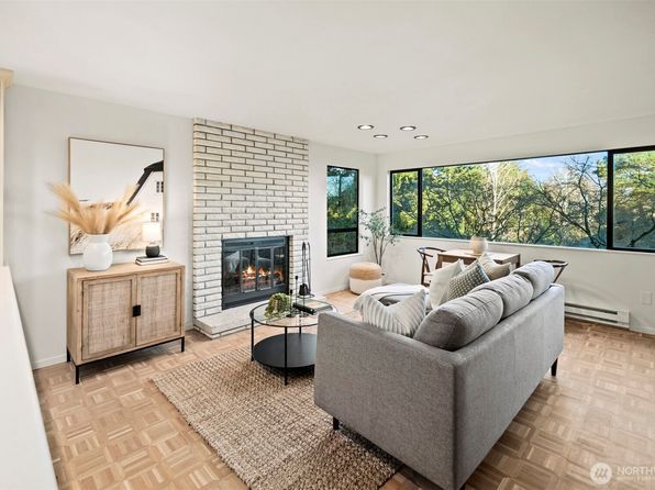 6720 Park Point Way NE UNIT E304, Seattle, WA 98115