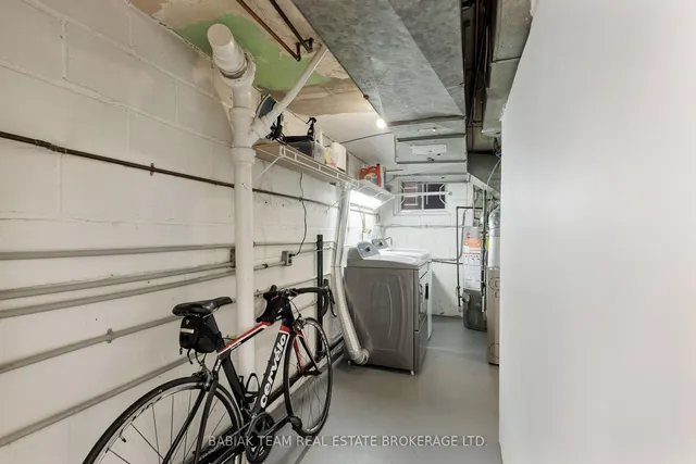 Additional image 37 of 17 Reid  Manor N/A