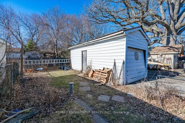 Additional image 23 of 500 Queensdale Ave