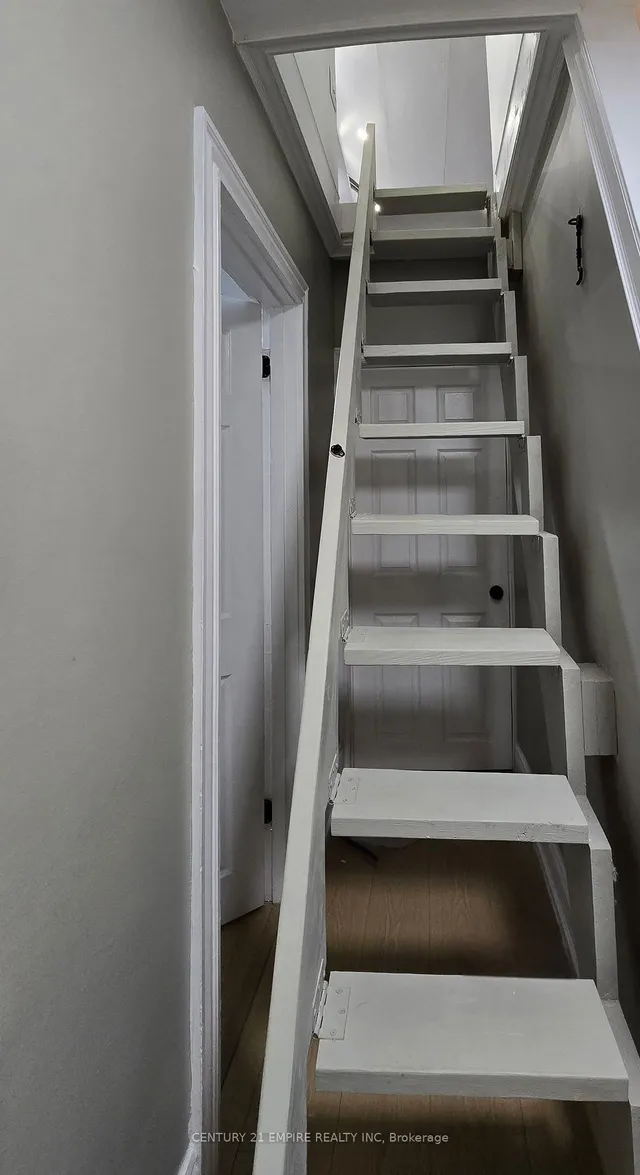 Additional image 23 of 61 Stirton St