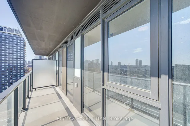 Additional image 36 of 5 Defries St Unit 1704