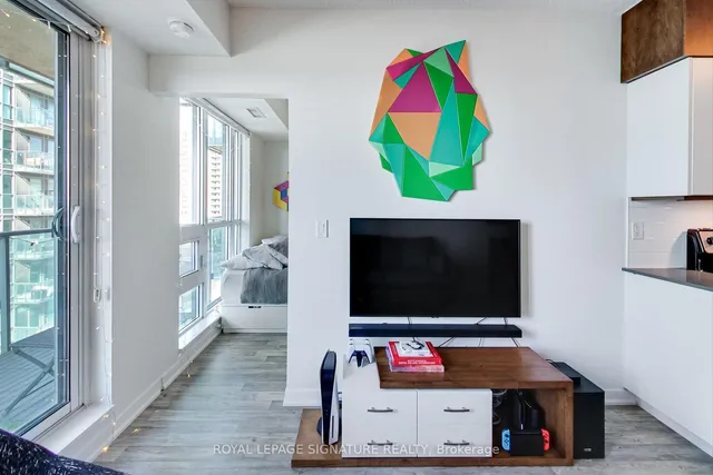 Additional image 8 of 69 Lynn Williams St Unit 1209