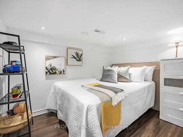 Additional image 18 of 29 Gilbert Ave