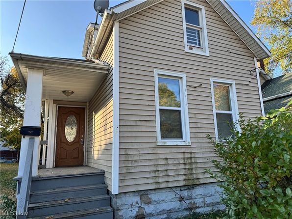 3343 Erin Ave, Cleveland, OH 44113