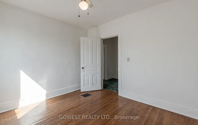 Additional image 35 of 12 Golden Ave