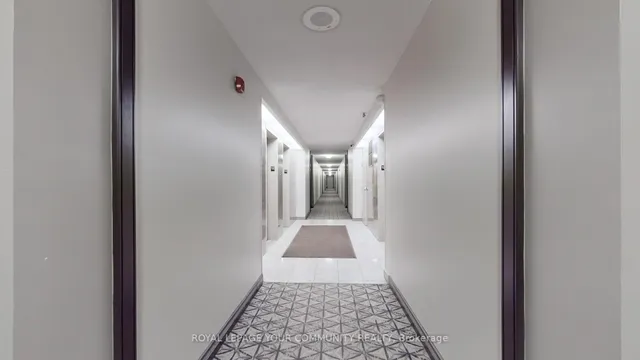 Additional image 5 of 2050 Bridletowne Circ Unit 1212