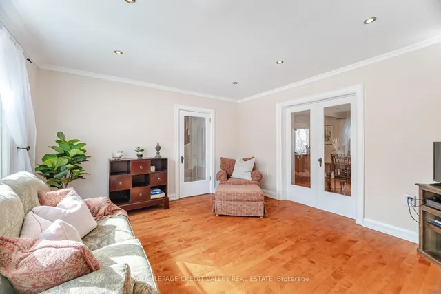 Additional image 18 of 20 Fleming Ave