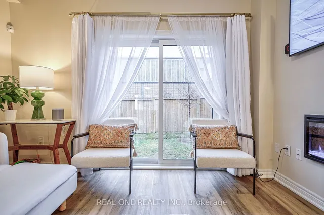 Additional image 4 of 527 Shaver Rd Unit 10