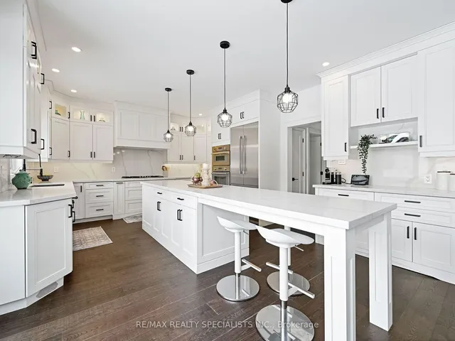 Additional image 13 of 46 Appaloosa Tr