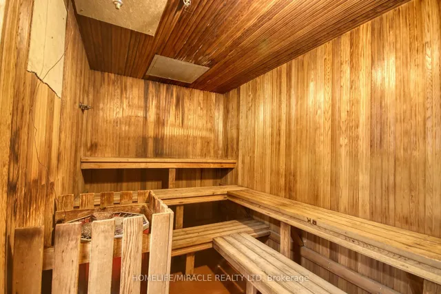 Additional image 18 of 150 Neptune Dr Unit Ph-2