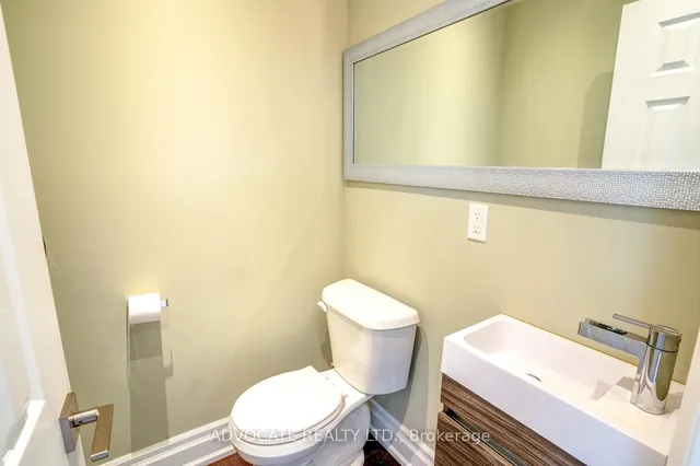 Additional image 17 of 74 Clarion Rd