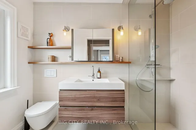 Additional image 15 of 114 Robina Ave