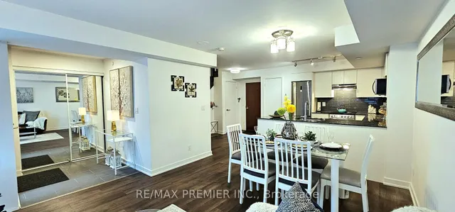 Additional image 19 of 106 Varna Dr Unit 10