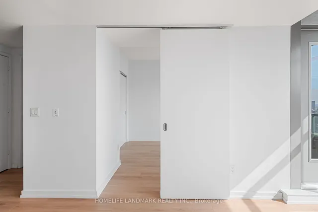 Additional image 12 of 281 Mutual St Unit 2102