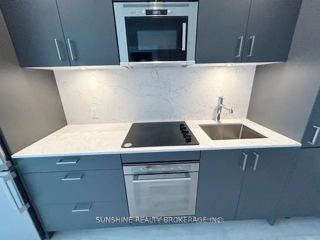 Additional image 15 of 20 Inn on the Park Dr Unit 1533