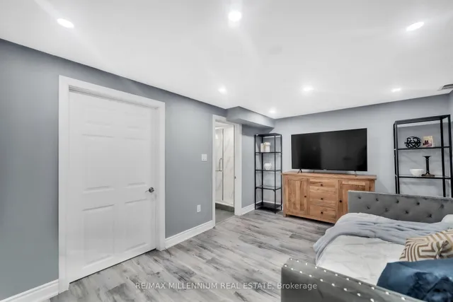 Additional image 21 of 399 Vodden St Unit 15