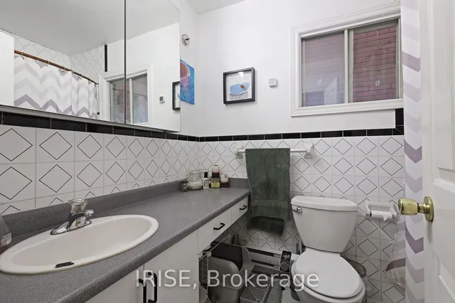 Additional image 12 of 64 Northcote Ave