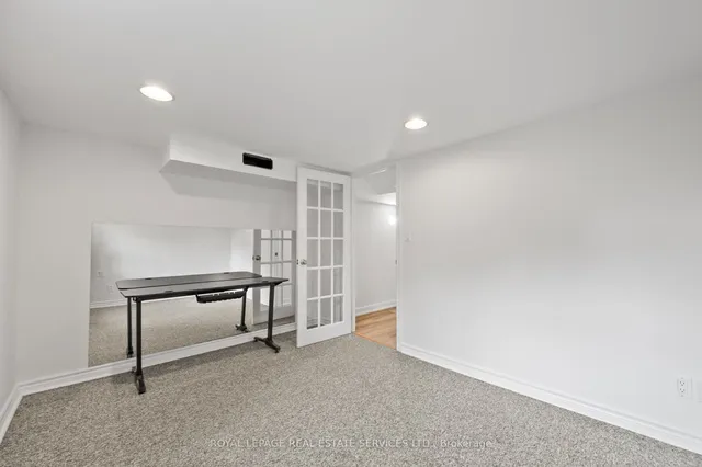 Additional image 37 of 49 Meadowvale Dr