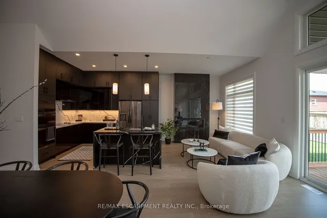 Additional image 33 of 11 Primrose St