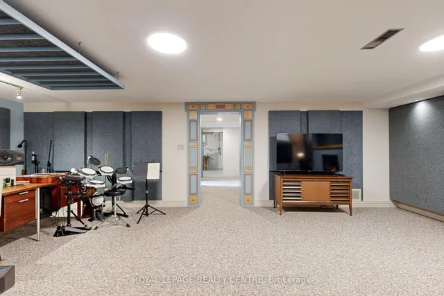 Additional image 28 of 23 Templar Dr