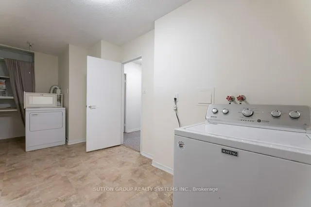 Additional image 27 of 35 Ormskirk Ave Unit 818