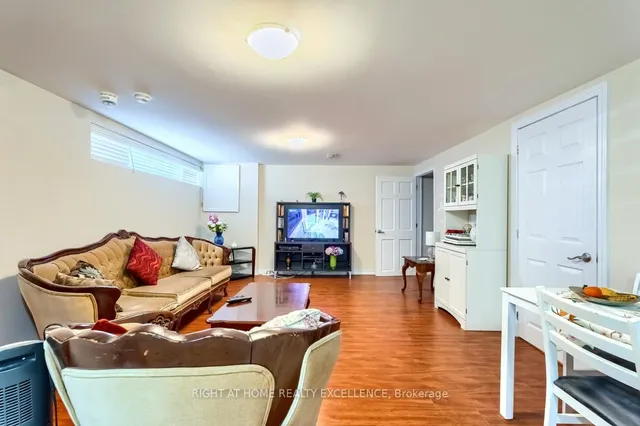 Additional image 27 of 24 Flowertown Ave