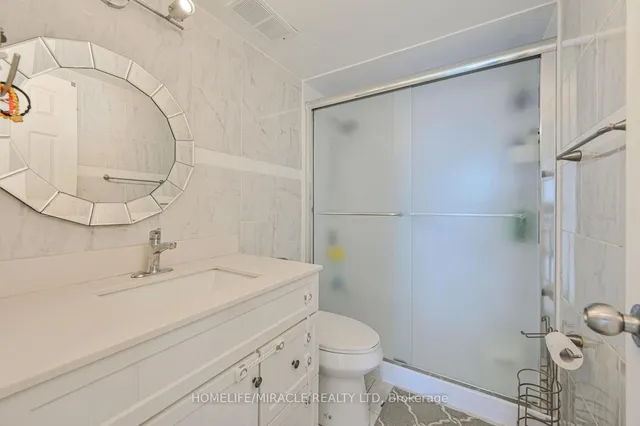 Additional image 30 of 18 Knightsbridge Rd Unit 2311