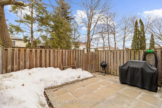 Additional image 32 of 400 Bloor St Unit 100