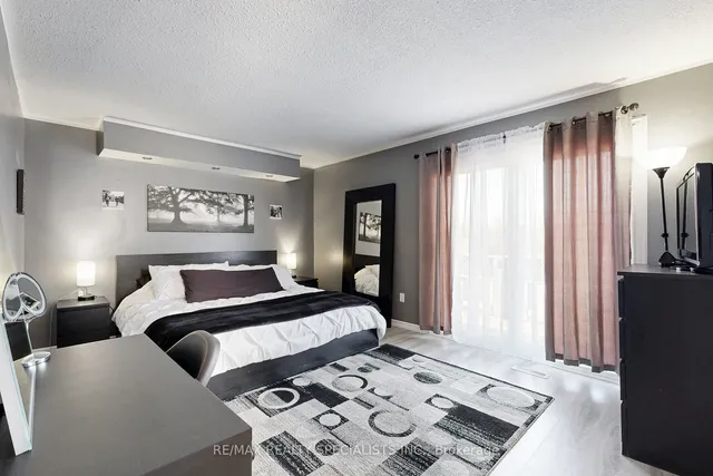 Additional image 23 of 40 Blueridge Sq