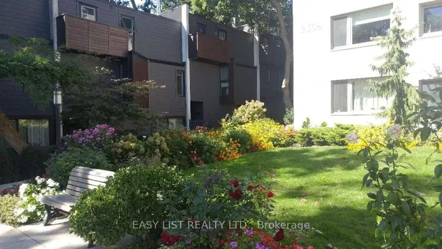 Additional image 22 of 2368 Queen St Unit 15