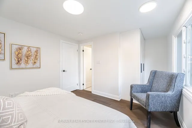 Additional image 28 of 103 HuntingDale Blvd