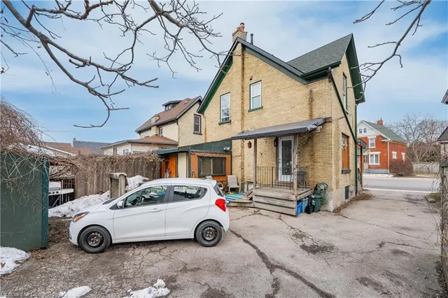 Additional image 50 of 155 Weber St