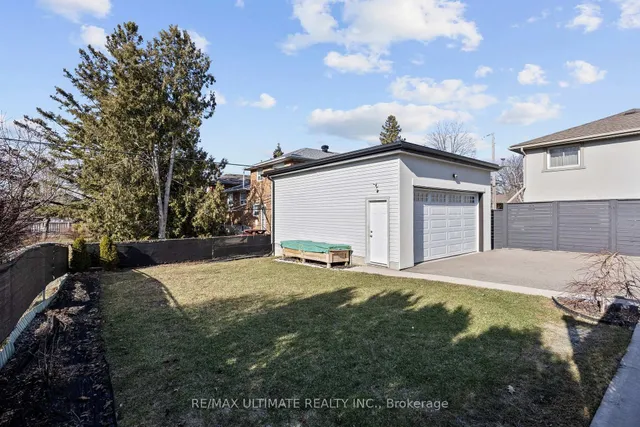 Additional image 37 of 8 Wall Ave