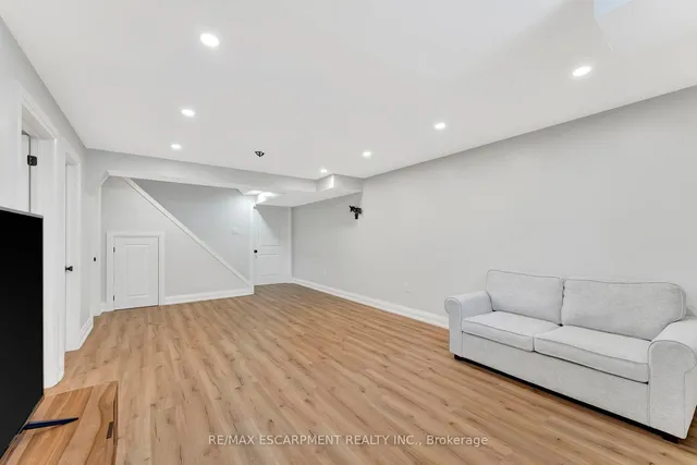 Additional image 26 of 209 JOHN FREDERICK Dr