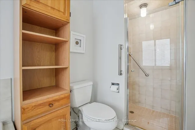 Additional image 26 of 2076 Pelee Blvd