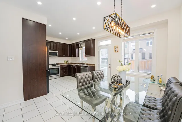 Additional image 11 of 32 Yellow Sorrel Rd